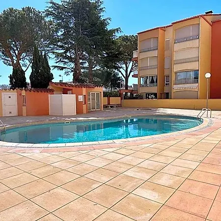 Hotell 2 Pieces Cabine, Piscine, Proche - 6 Pers. - Fr-1-225-792
